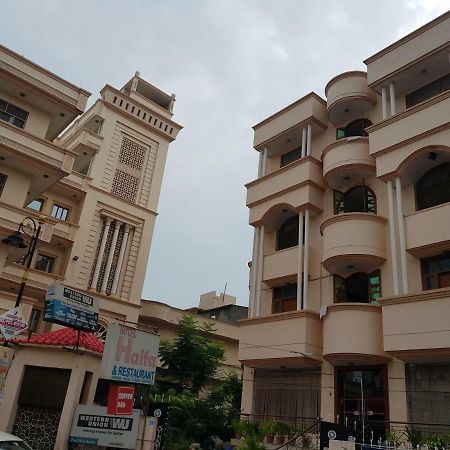 Hotel Haifa Varanasi Exterior foto