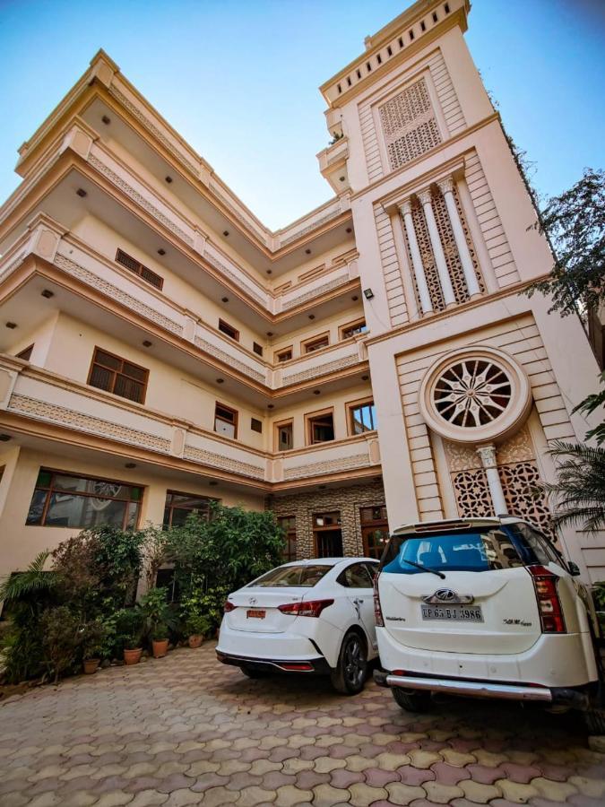 Hotel Haifa Varanasi Exterior foto