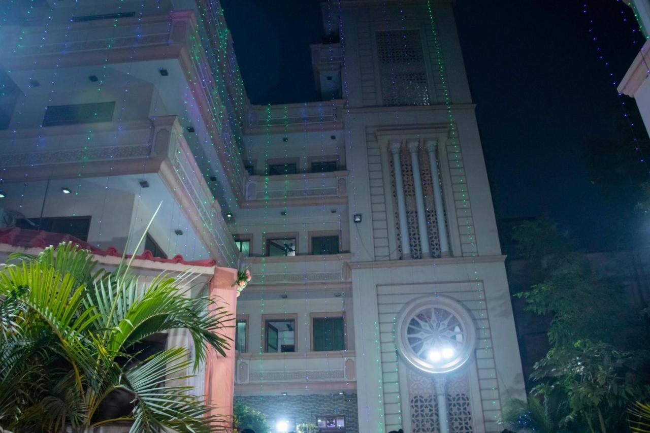 Hotel Haifa Varanasi Exterior foto