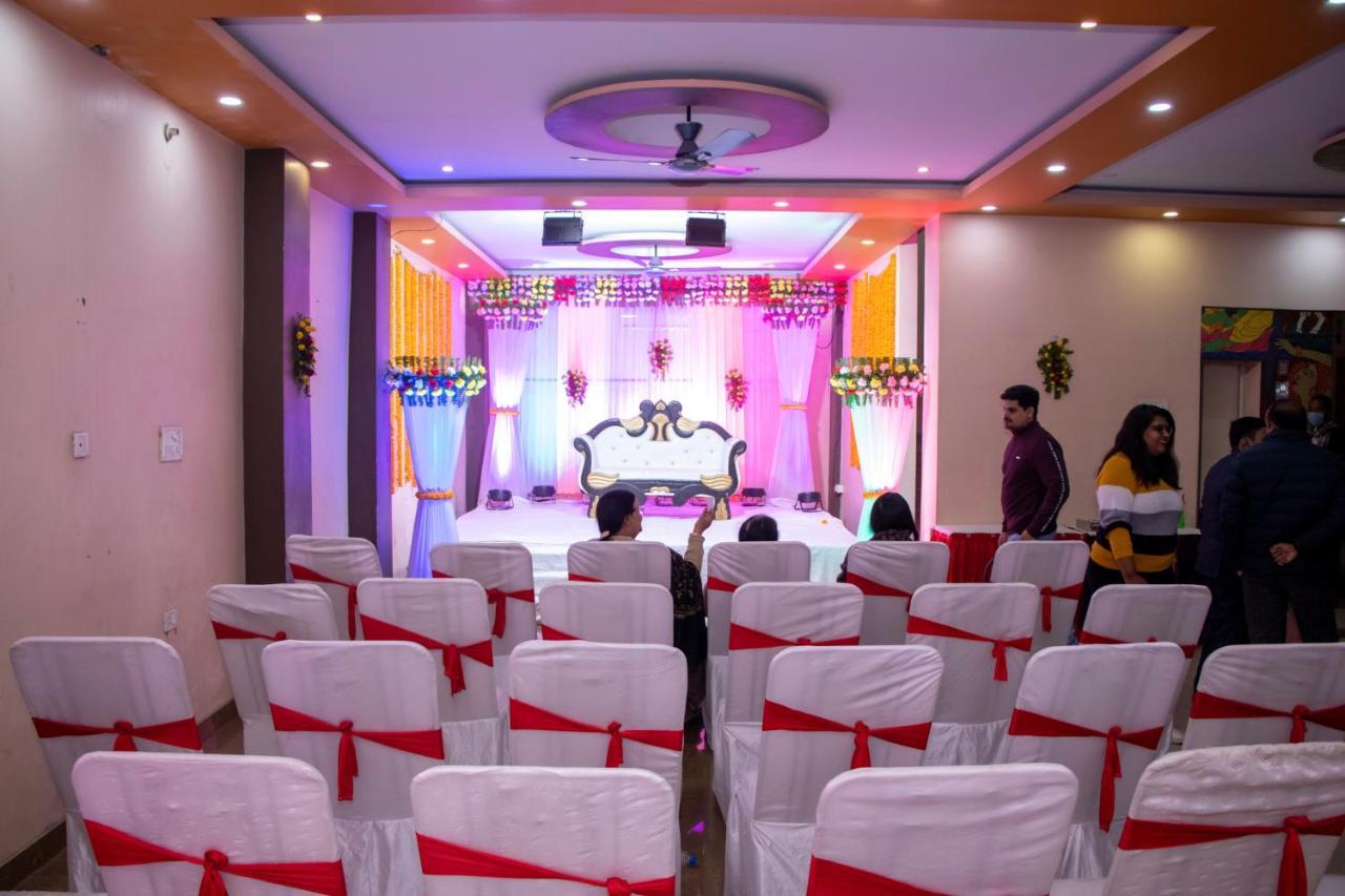 Hotel Haifa Varanasi Exterior foto