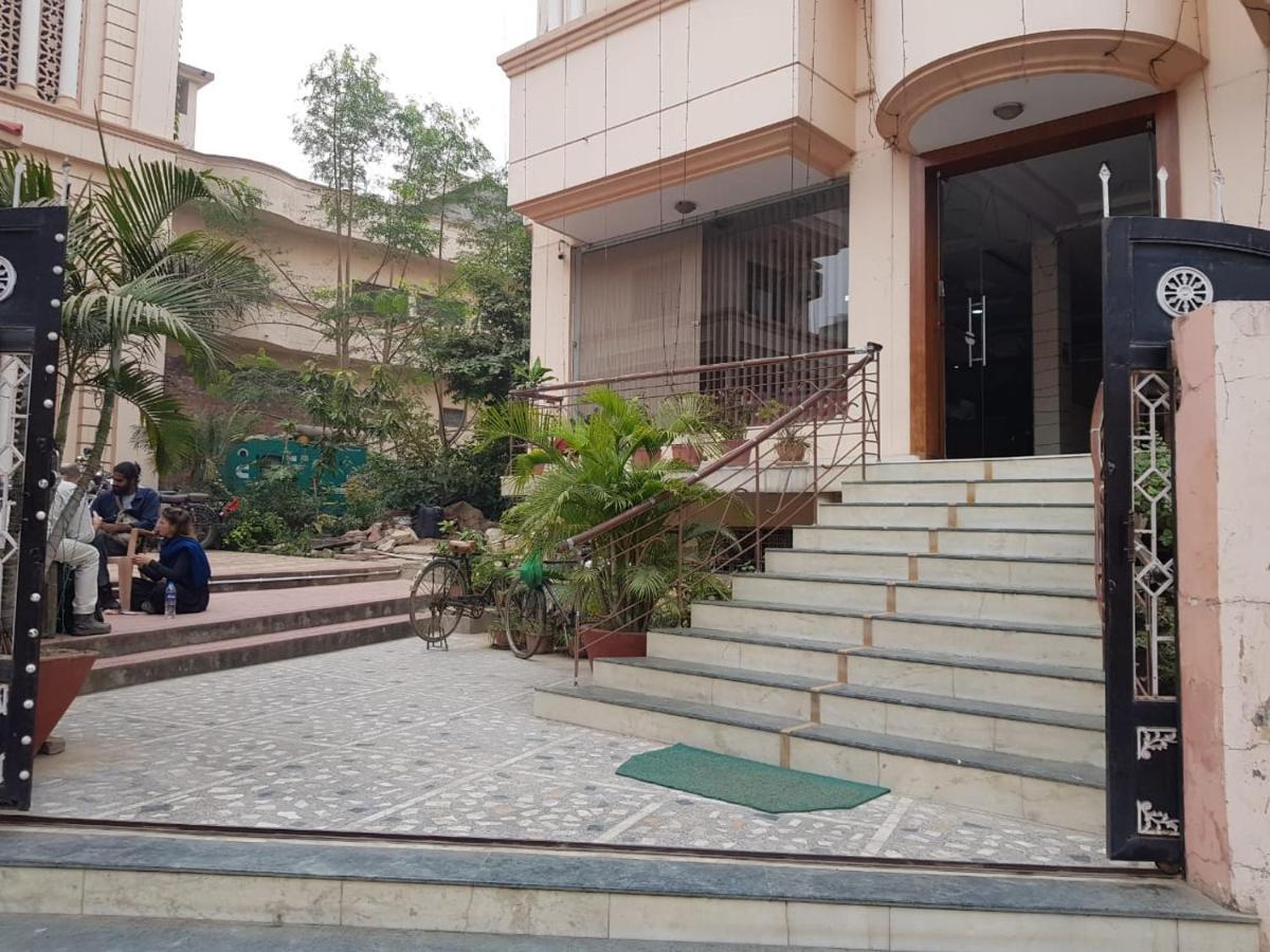 Hotel Haifa Varanasi Exterior foto